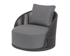 Кресло плетеное для уличных кафе и ресторанов